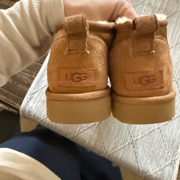 UGG Tan Shearling Boots - Picture 7 of 8